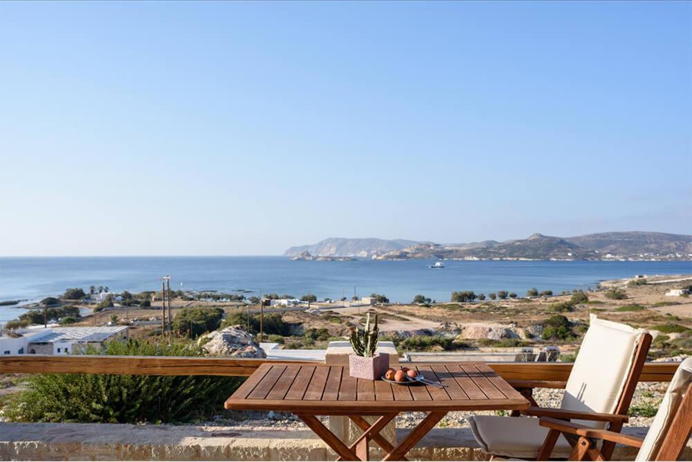 Κalamitsi Rooms & Apartments Kímolos Exteriör bild