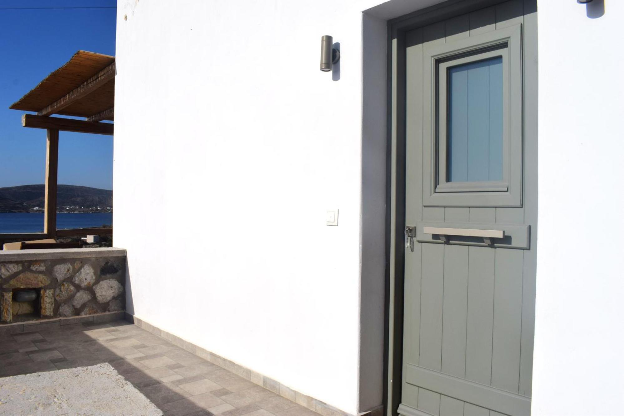 Κalamitsi Rooms & Apartments Kímolos Exteriör bild